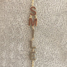 Carica l'immagine nel visualizzatore di Gallery, Bracciale in Oro Giallo Smile