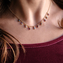 Carica l'immagine nel visualizzatore di Gallery, Collana con pietre taglio Baguette in Oro Giallo
