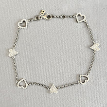 Carica l'immagine nel visualizzatore di Gallery, Bracciale in Oro Bianco Multi cuori e diamanti