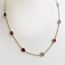 Carica l'immagine nel visualizzatore di Gallery, Collana in Oro Giallo con pietre taglio Cabochones