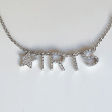 Carica l'immagine nel visualizzatore di Gallery, Catena Rolò Personalizzabile con Lettere in Oro e Diamanti