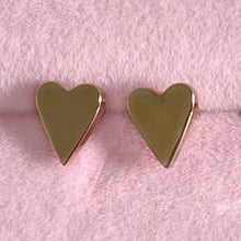 Carica l'immagine nel visualizzatore di Gallery, Orecchini in Oro Giallo a forma di cuore