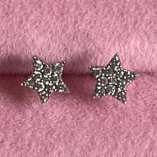 Carica l'immagine nel visualizzatore di Gallery, Orecchini in Diamanti con forma di Stellina