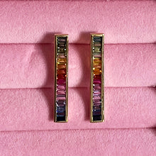 Carica l'immagine nel visualizzatore di Gallery, Orecchini a forma di baguette