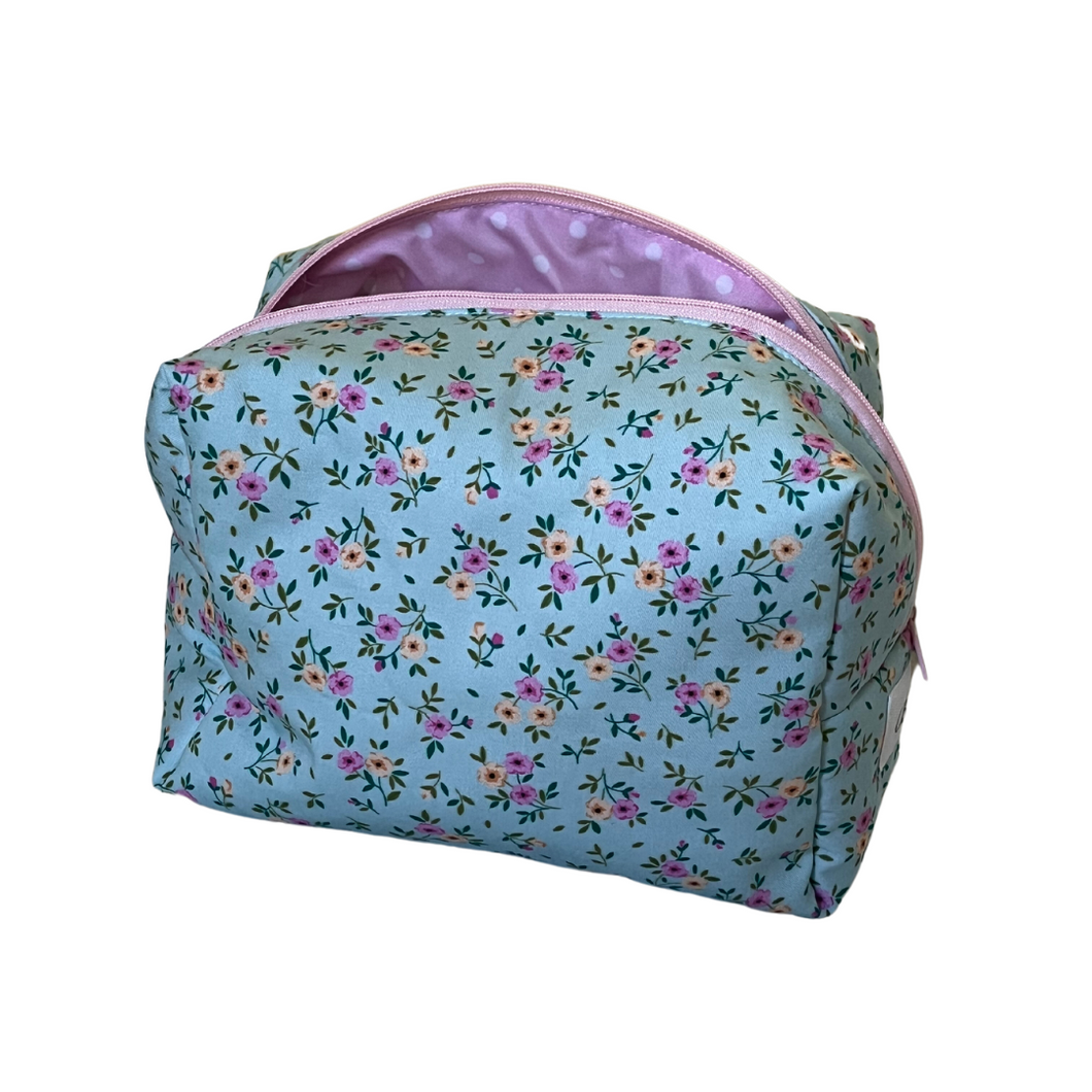 Beauty case intero impermeabile - Fiorellini sfondo Celeste