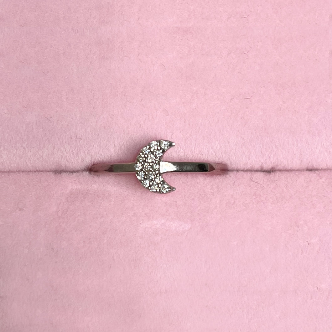 Anello  in Oro Bianco a forma di Luna con Diamanti