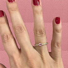 Carica l&#39;immagine nel visualizzatore di Gallery, Anello in Oro Giallo con Zaffiro rosa ovale e diamanti
