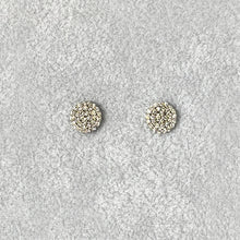Carica l&#39;immagine nel visualizzatore di Gallery, Orecchini in Oro Bianco a forma di Cerchi Pieni con Diamanti
