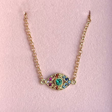 Carica l&#39;immagine nel visualizzatore di Gallery, Collana in Oro Giallo con Evil Eye di Smeraldo e Zaffiri
